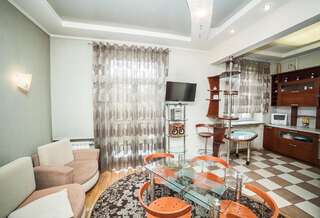 Апартаменты Minsklux Apartment 2 Минск Апартаменты с 2 спальнями и гидромассажной ванной - ул. Ленина, 9-9