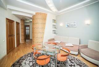 Апартаменты Minsklux Apartment 2 Минск Апартаменты с 2 спальнями и гидромассажной ванной - ул. Ленина, 9-10